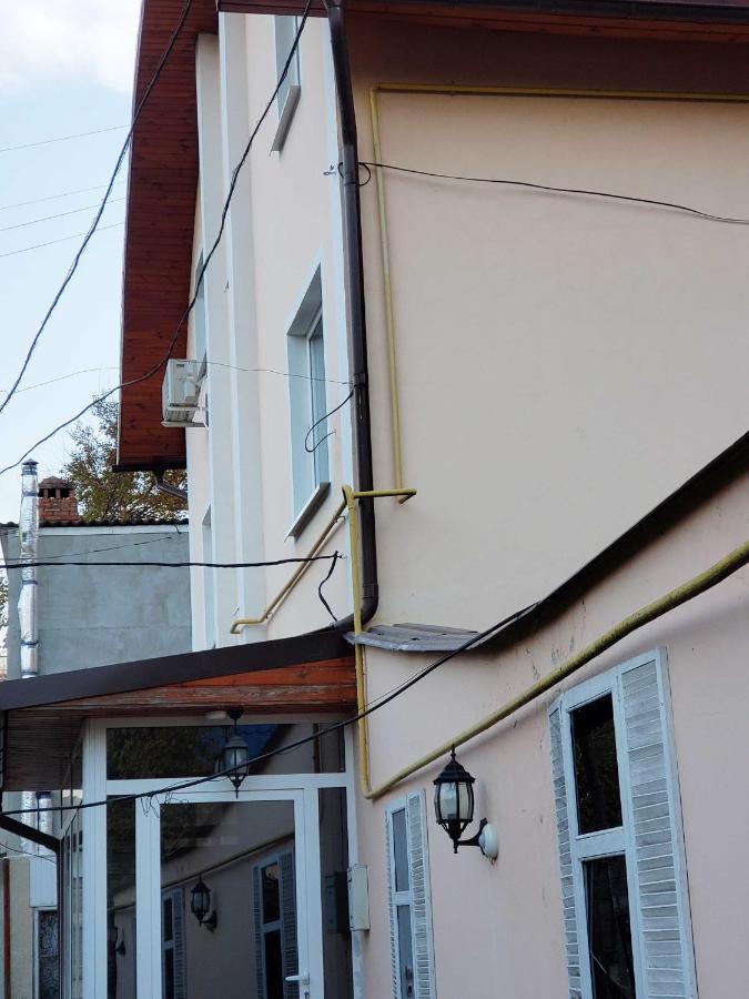 Unique 1 Bd Apt Dt W/Free Parking And Wi-Fi Apartment Chisinau Ngoại thất bức ảnh