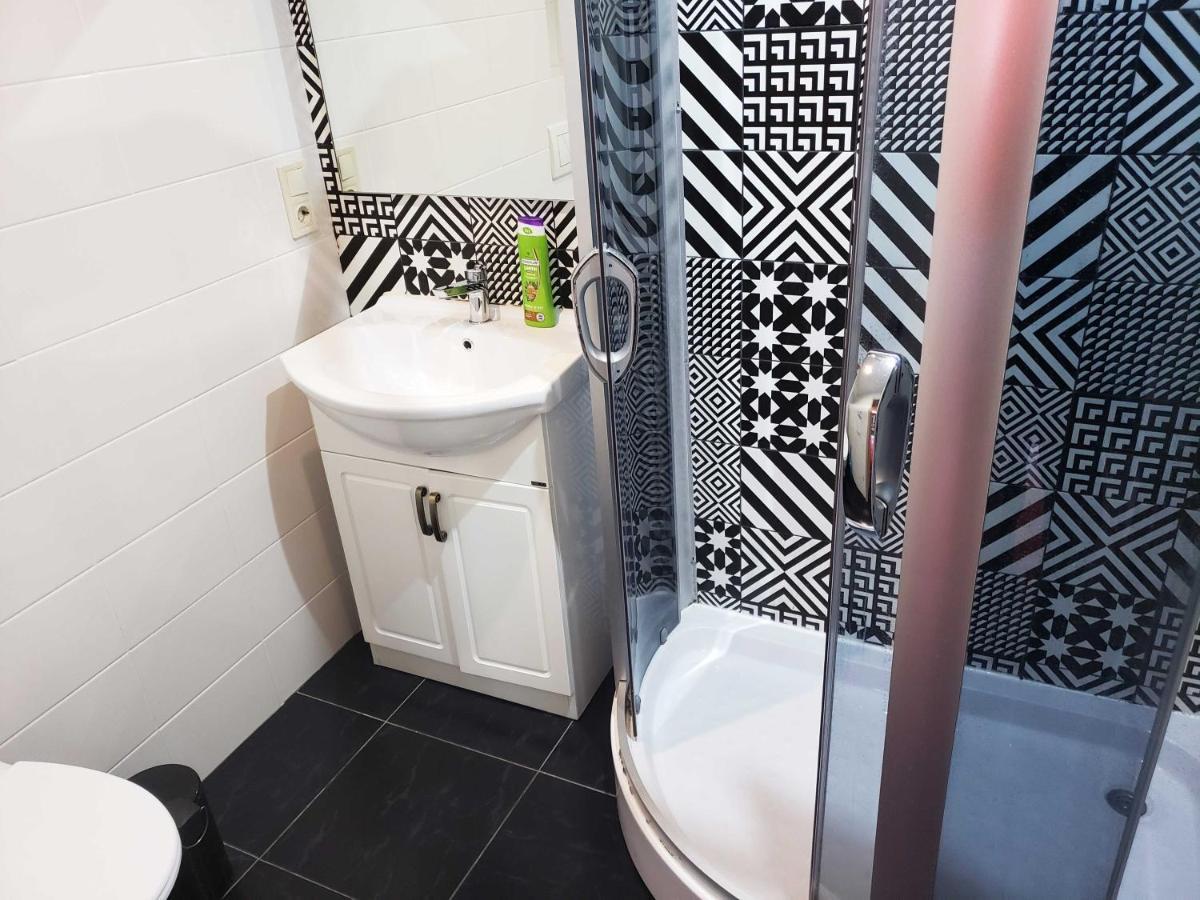 Unique 1 Bd Apt Dt W/Free Parking And Wi-Fi Apartment Chisinau Ngoại thất bức ảnh
